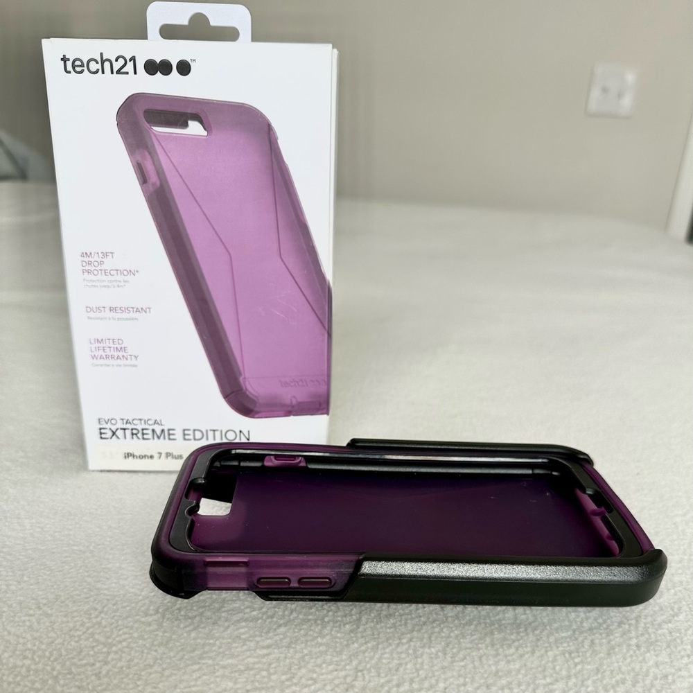 3/$15 iPhone 7 Plus case with clip - Tech 21 EVO tactical extreme edition